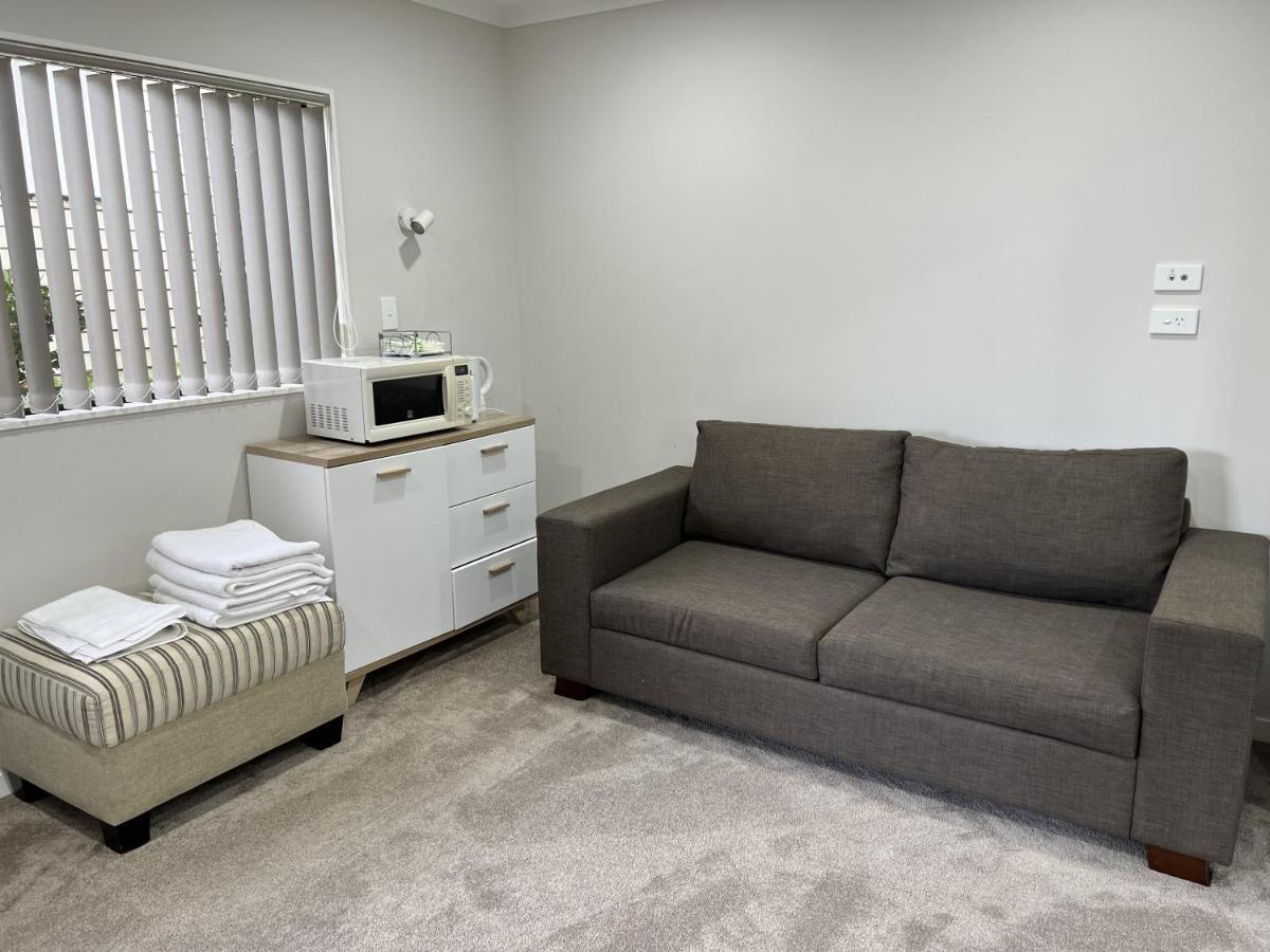 Guest Suite - Cosy Place In The Wattle Downs Auckland Exteriér fotografie